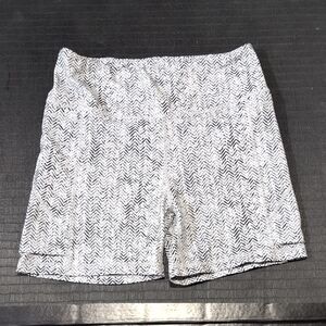Women's Black and White Patterned Shorts